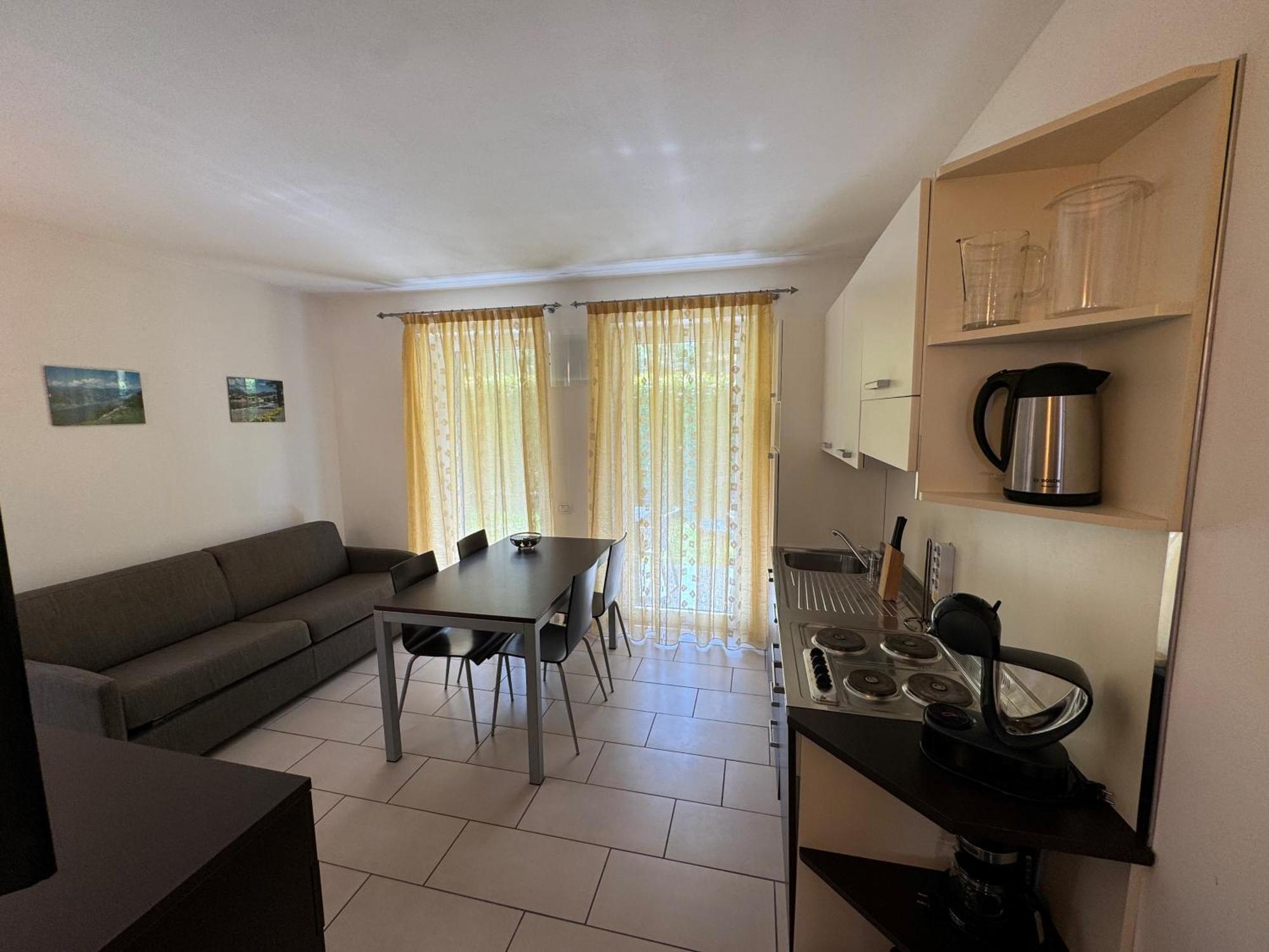 Casa Piccola Fewo Torbole Sul Garda Luaran gambar